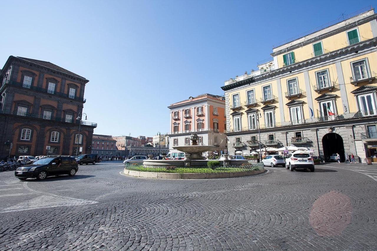 Residenza San Ferdinando Hotel Naples Exterior photo